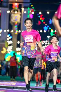 BIB: 18319, 16080
                            <button type="button" onclick="openModal(24687765)" class="btn btn-primary btn-sm float-right btn-popup" data-toggle="modal" data-target=".modal-high-quality">
                        <i class="fas fa-shopping-cart"></i> Add to Cart
                    </button>
                                            <button type="button" onclick="isThisMe(24687765, true)" class="btn btn-success btn-sm float-right btn-popup btn-isme hidden" data-toggle="tooltip" data-placement="bottom" title="นี่คือรูปของคุณใช่ไหม คลิกที่นี่เพื่อเอาเข้าอัลบั้ม">
                        <i class="fas fa-plus"></i> Add to album
                    </button>
                    <button type="button" onclick="isThisMe(24687765, false)" class="btn btn-warning btn-sm float-right btn-popup btn-isnotme hidden">
                        <i class="fas fa-ban"></i> Remove from album
                    </button>